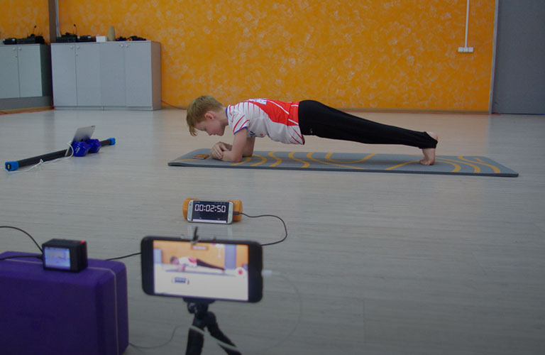 Во Владимире побили мировой рекорд по стойке в планке