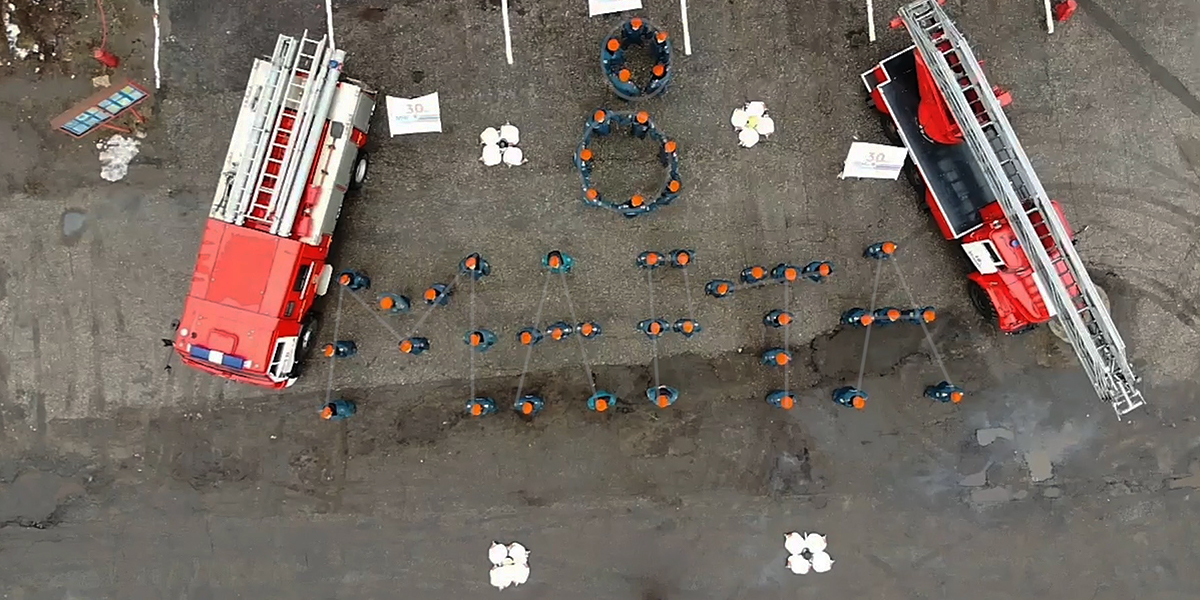 Перформанс, поцелуи и цветы: владимирцы готовятся к 8 марта