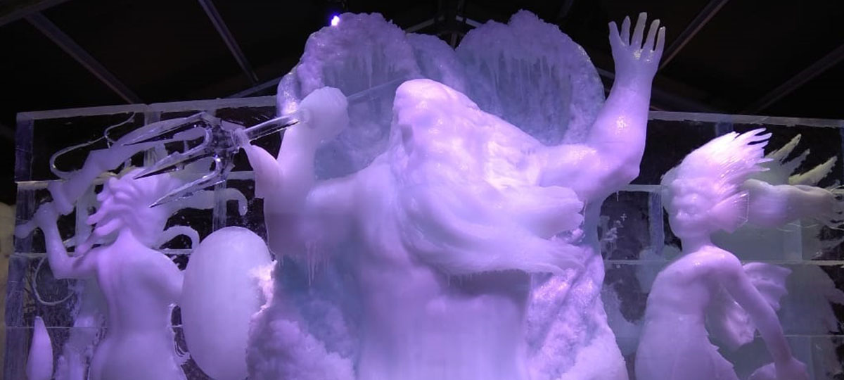 Гоблин и Горгулья. Ледяные скульптуры нашего земляка покорили бельгийцев