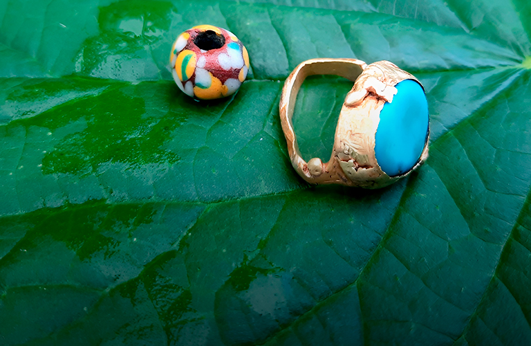 Перстень с бирюзой, «молоточки Тора», монета Золотой Орды: яркие находки в 33-м регионе