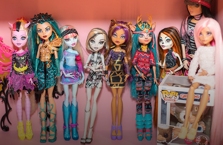 Барби 80-х, милашки Pullip и мини-Elmofeo. Коллекция кукол блогера-миллионника Натальи Кисель