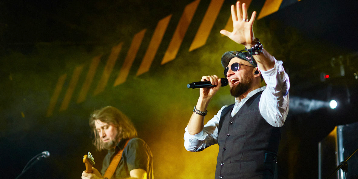 Космической кары нейтронный фугас! «Джигит и НЛО» — новый сингл-сказка от «Рекорд Оркестра»