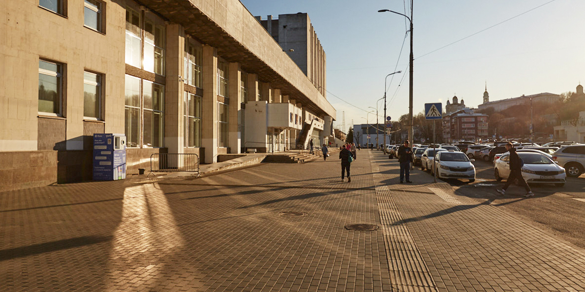 Остановки перенести, парковку увеличить — другой взгляд на благоустройство Вокзальной площади