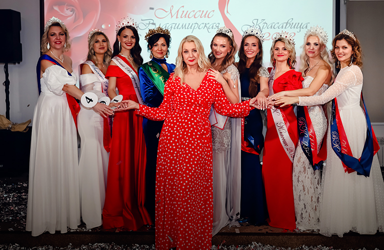 Кто получил титул «Миссис Владимирская Красавица — 2023»? Фоторепортаж с финала конкурса
