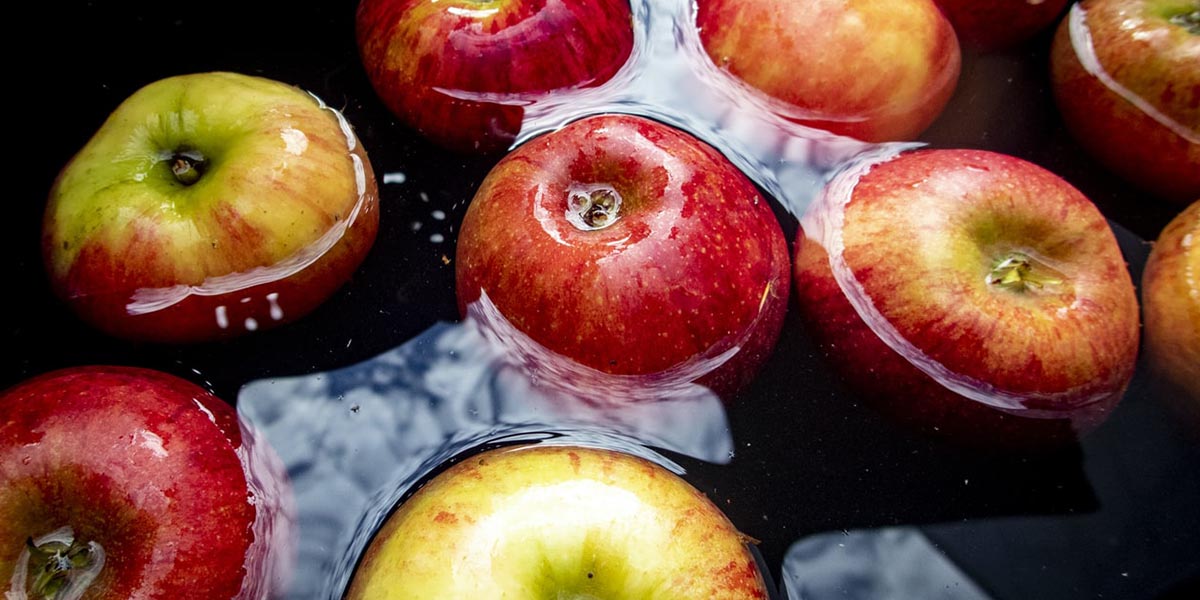 Яблочный Спас в Суздале прошел с народным дефиле да традиционными ценностями