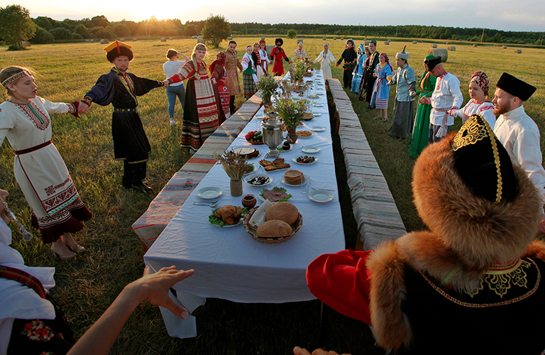 Награду владимирским создателям видео «Страна простора» вручила известная актриса