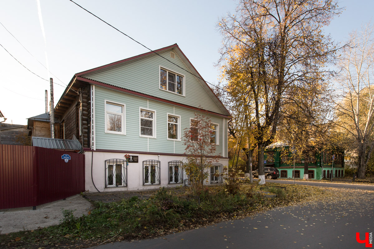 В октябре 2018 года государственной архивной службе исполнилось 100 лет. Мы решили вспомнить ее первого руководителя во Владимирской области - Неофита Владимировича Малицкого