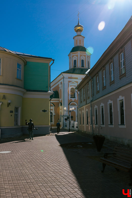 Современная пешеходная зона на улице Георгиевская когда-то выглядела совсем иначе. Историю ее становления и развития можно проследить в исторической сводке, которую “Ключ-Медиа” подготовил специально для вас