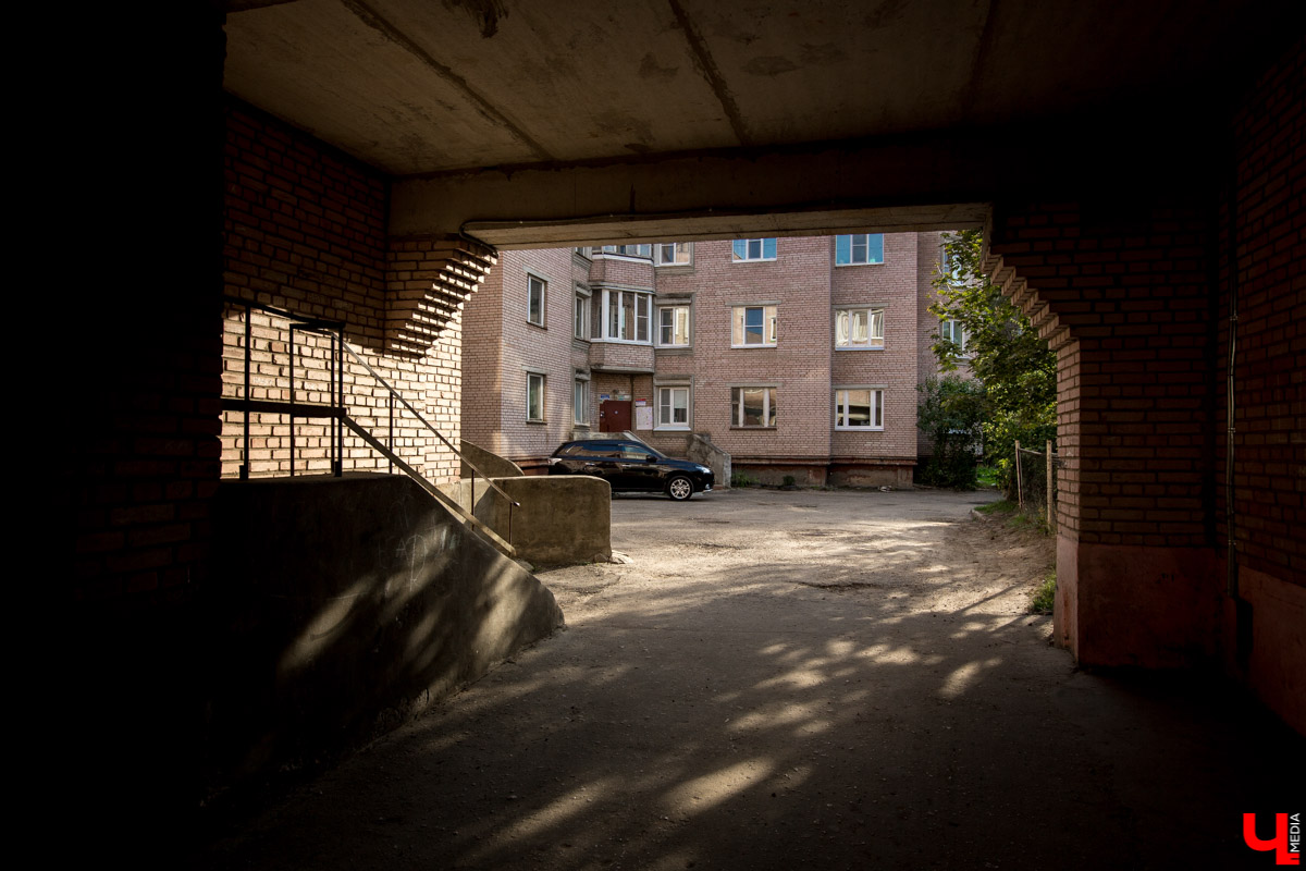 Прогулка по улице Растопчина с владимирцем Евгением Хроминым. История района, воспоминания из детства и культовые места