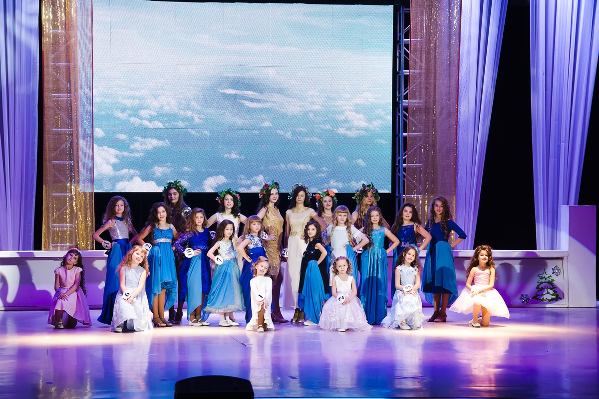 17 октября 2018 года исполнился 21 год модельному агентству “Жанна”. Накануне этого праздника мы пообщались с Жанной Згребновой, основательницей, руководительницей и вдохновительницей агентства