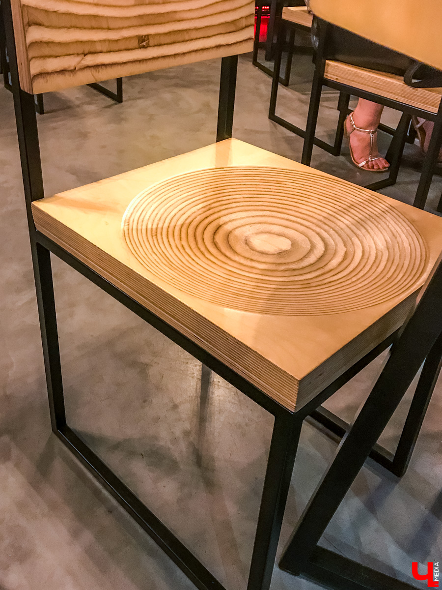 Журналист Ключ-Медиа побывала в ресторане Ольги Бузовой, оценила интерьер и узнала, что там за салаты такие подают под названием “Мало половин” и “Бузцезарь”