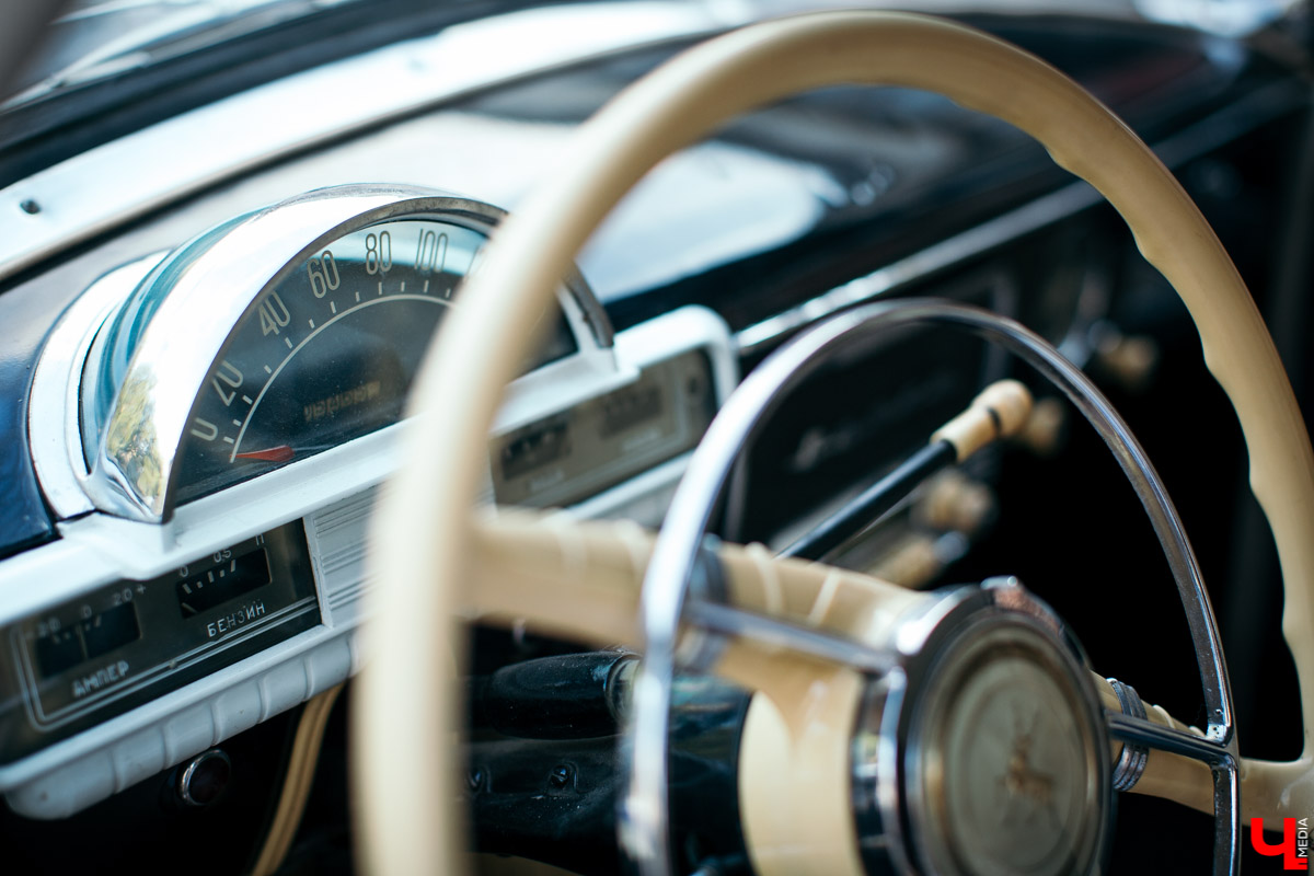 Ретроавтомобили во Владимире