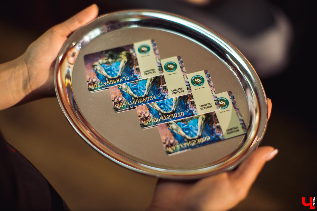 Блогеры из проекта “Инста-ужин” посетили кофейню COFFEESHOP COMPANY во Владимире и попробовали фирменные блюда