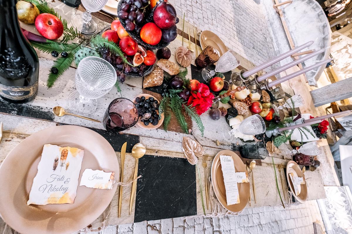 Ведущая Алена Маркелова проводит свадьбы за границей. О секретах своего успеха в свадебном бизнесе она рассказала журналисту “Ключ-Медиа”