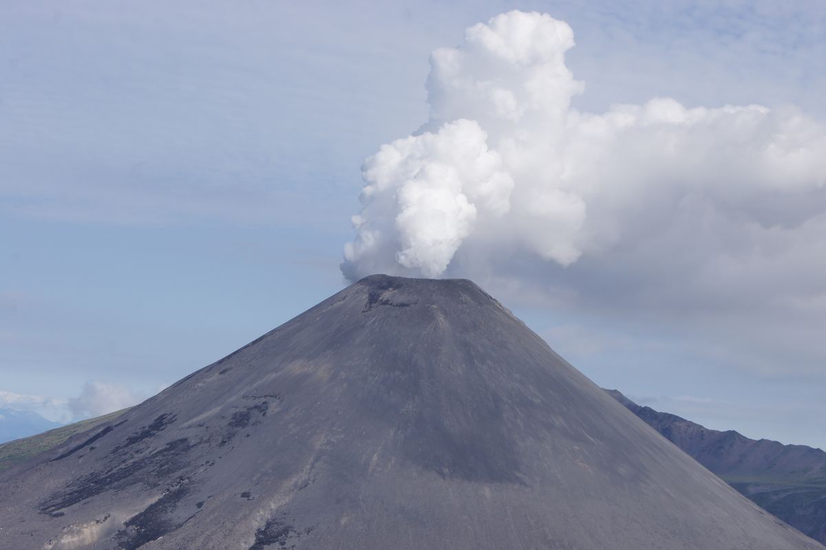 Владимирский фотограф Алексей Данилов совершил путешествие на Камчатку. Он поделился впечатлениями о своей поездке и дал советы, как подготовиться к путешествию на полуостров