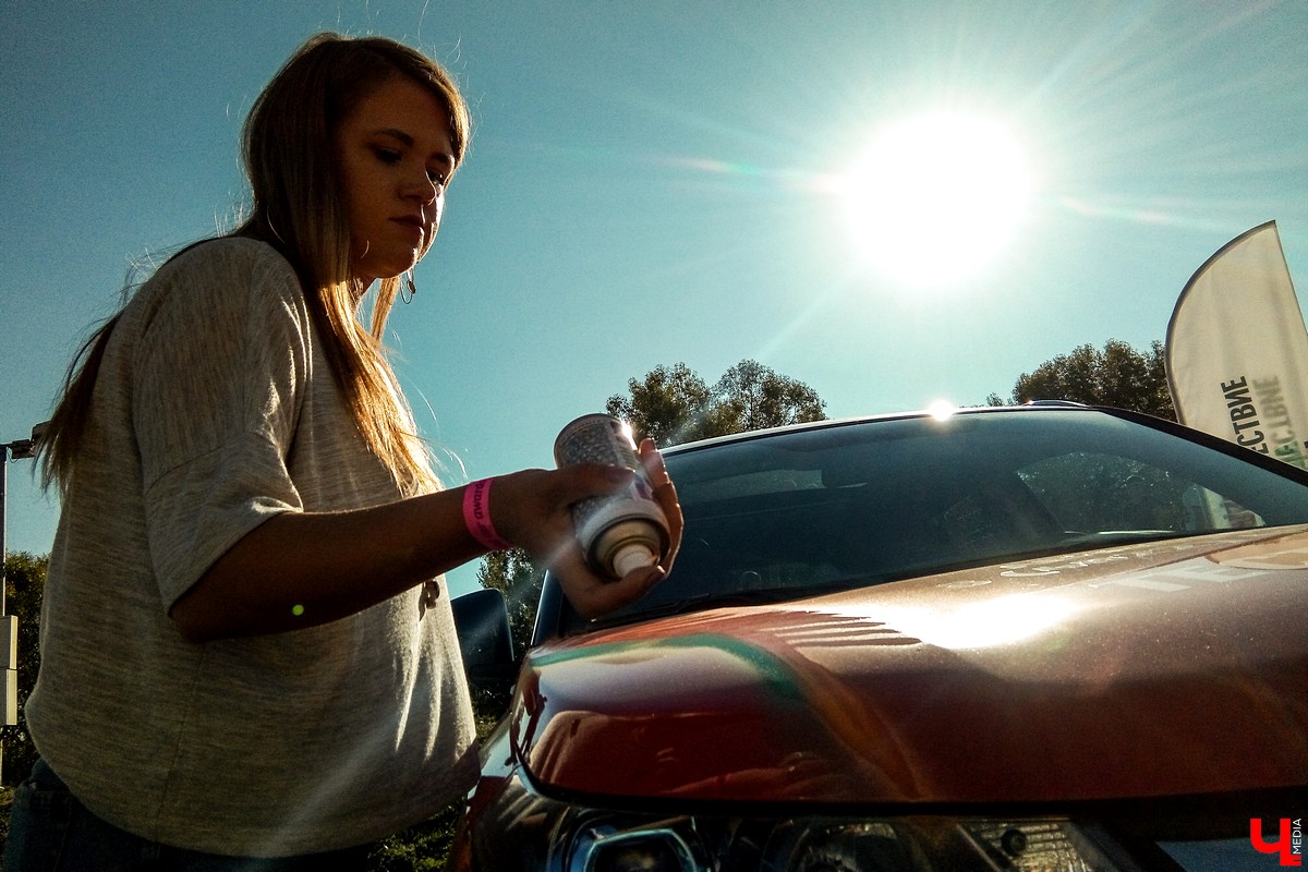 15 и 16 сентября в Суздале прошел фестиваль автомобильного тюнинга Tuning Car Awards. На него съехалось больше 100 машин со всей России