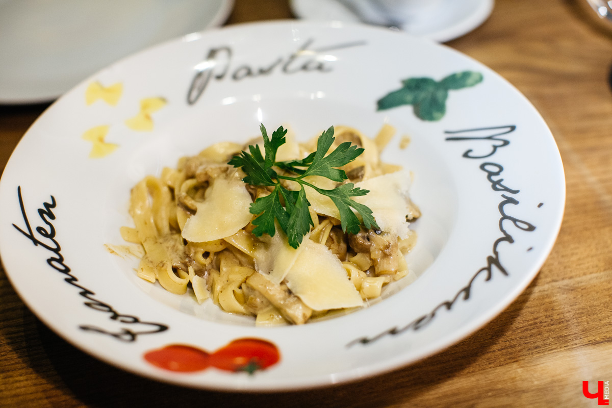 Инста-ужин в кафе&кондитерской "Carlson"