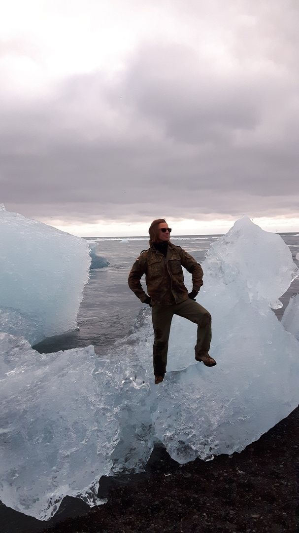 Владимирец Егор Дзюбенко живет в Германии и руководит научными исследованиями. В интервью биофизик рассказал о работе за границей и особенностях быта