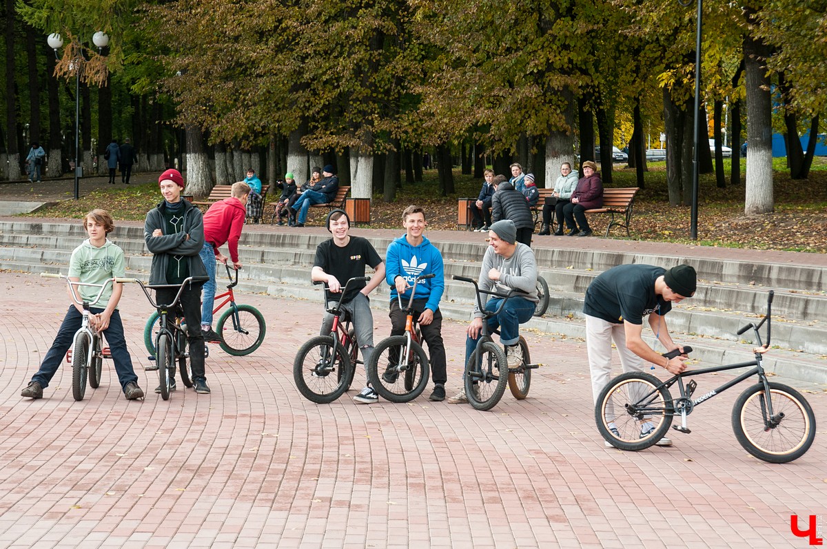 Трюки на велосипедах