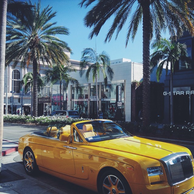 Анастасия Ковальская несколько лет подряд уезжает летом работать в Америку. Корреспондент “Ключ-Медиа” поговорила с девушкой о жизни за океаном, кредитах, работе и американской мечте