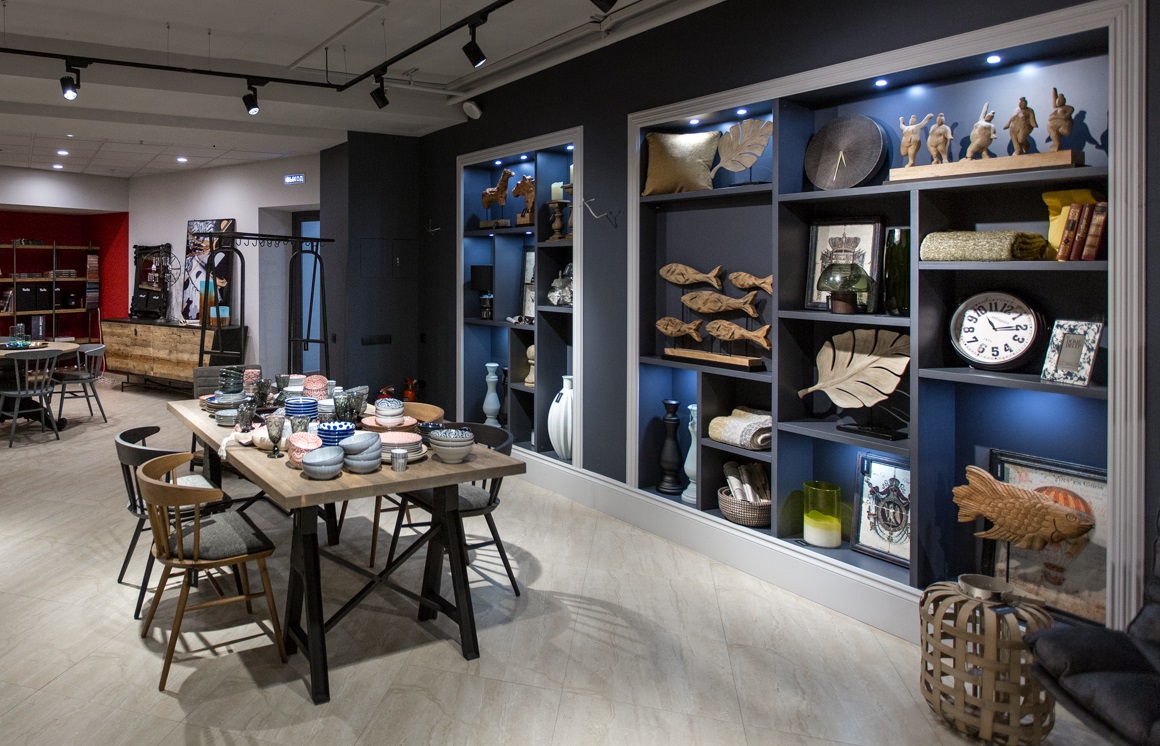 Во Владимире открылся новый шоу-рум “Комод Бюро”. Здесь собраны последние тенденции для оформления жилых помещений