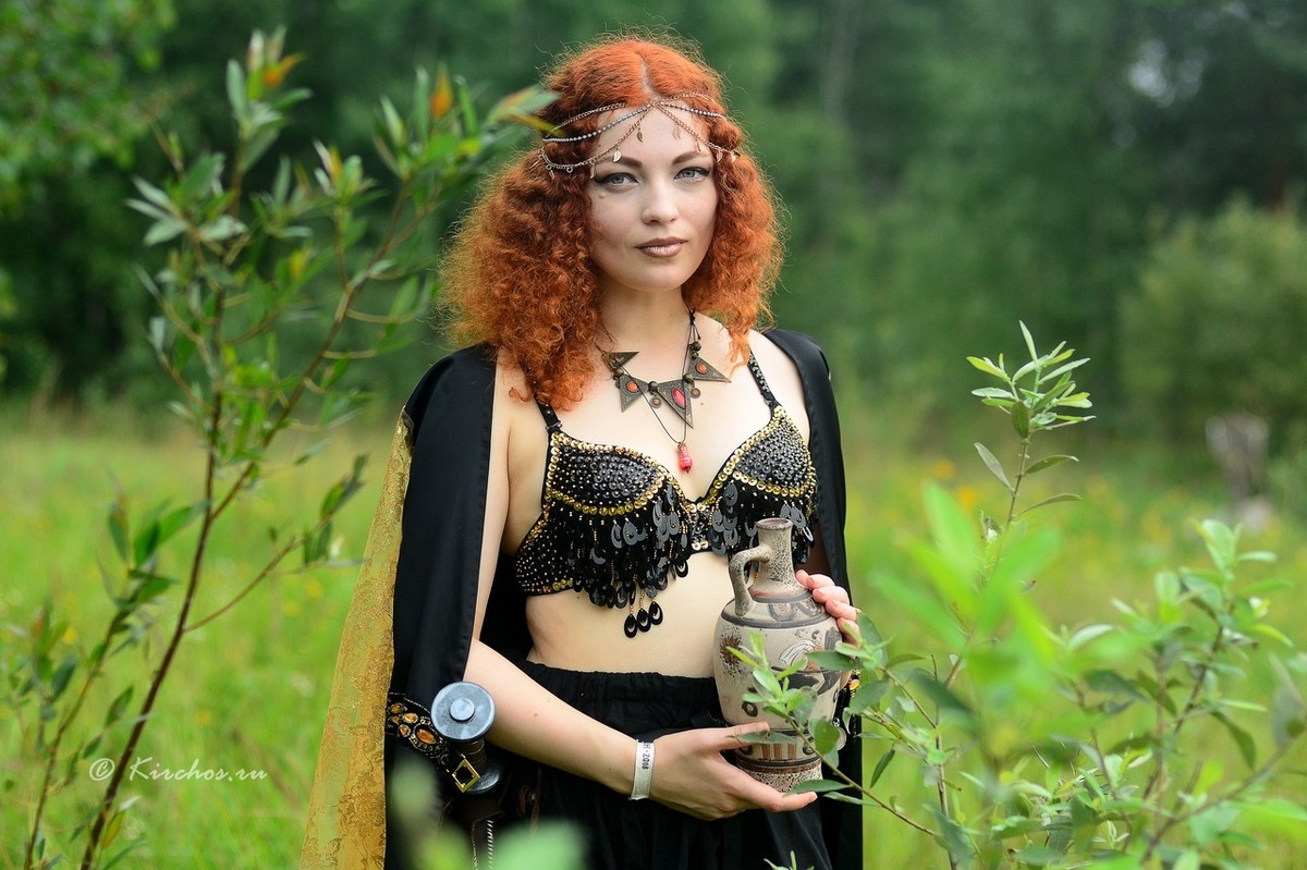 Владимирец Кирилл Николаенко уже 15 лет увлечен ролевыми играми. Что это такое? Чем интересно такое хобби? Насколько затратно? Обо всем этом наш земляк рассказал во время интервью