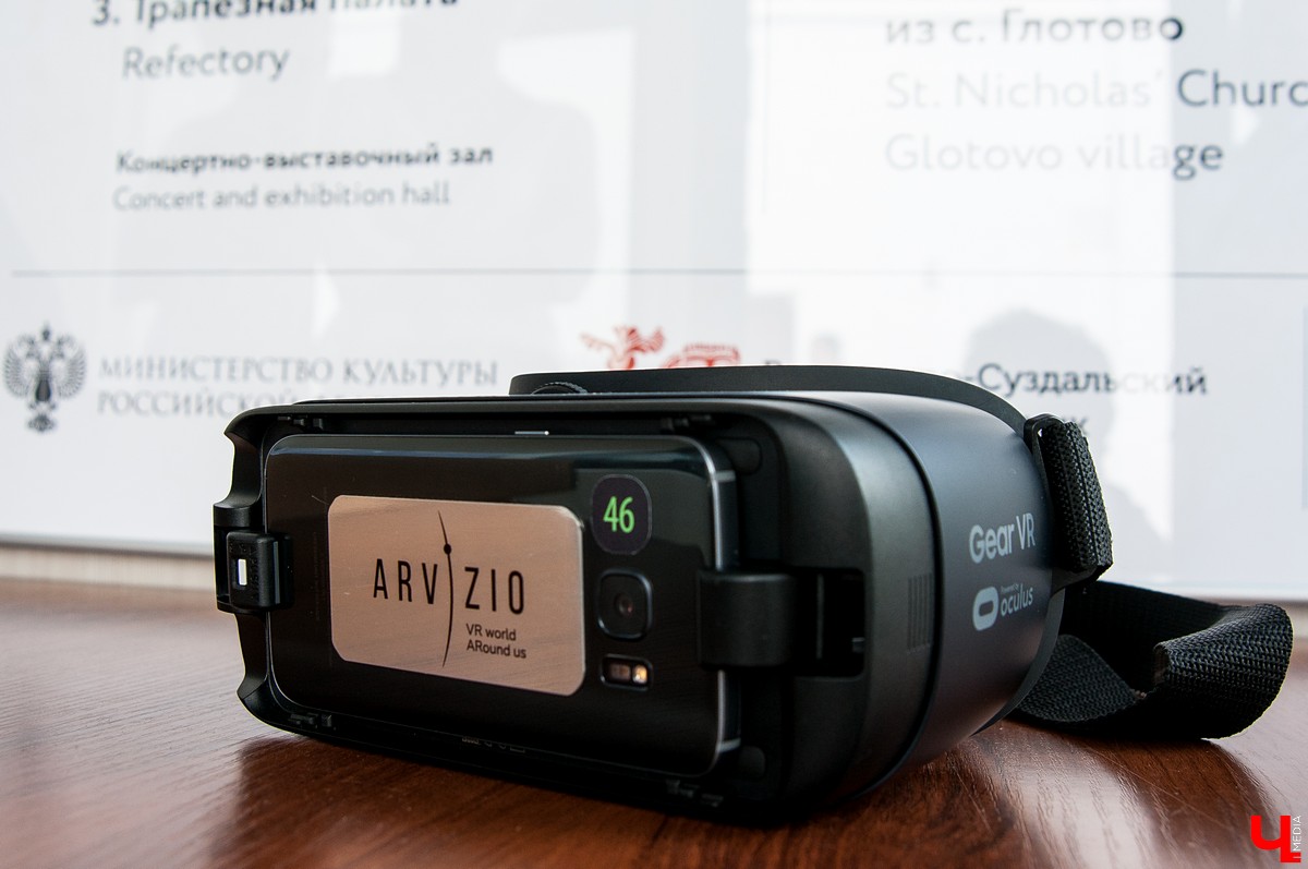 Обзор экскурсии по Суздальскому кремлю в очках виртуальной реальности
