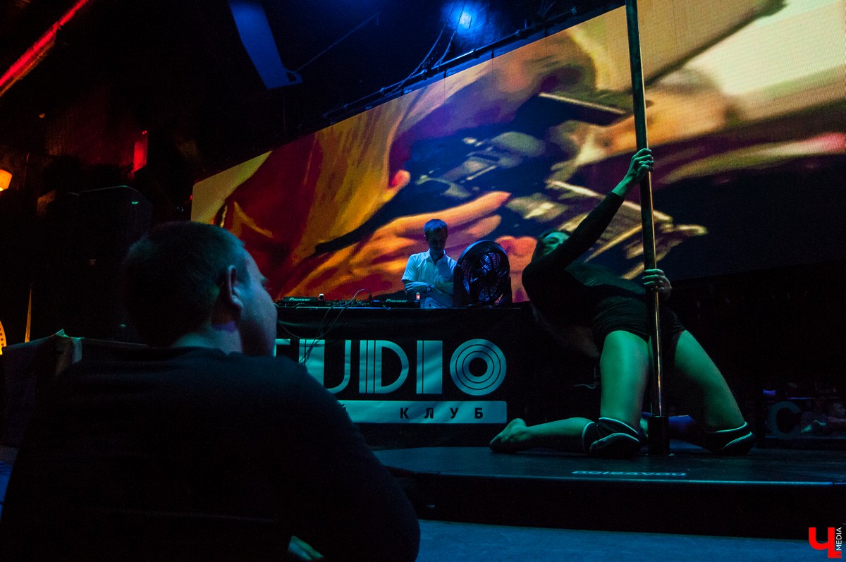 28 сентября во Владимире прошел чемпионат по Pole dance 2018. Победительницей стала Анастасия Маврина