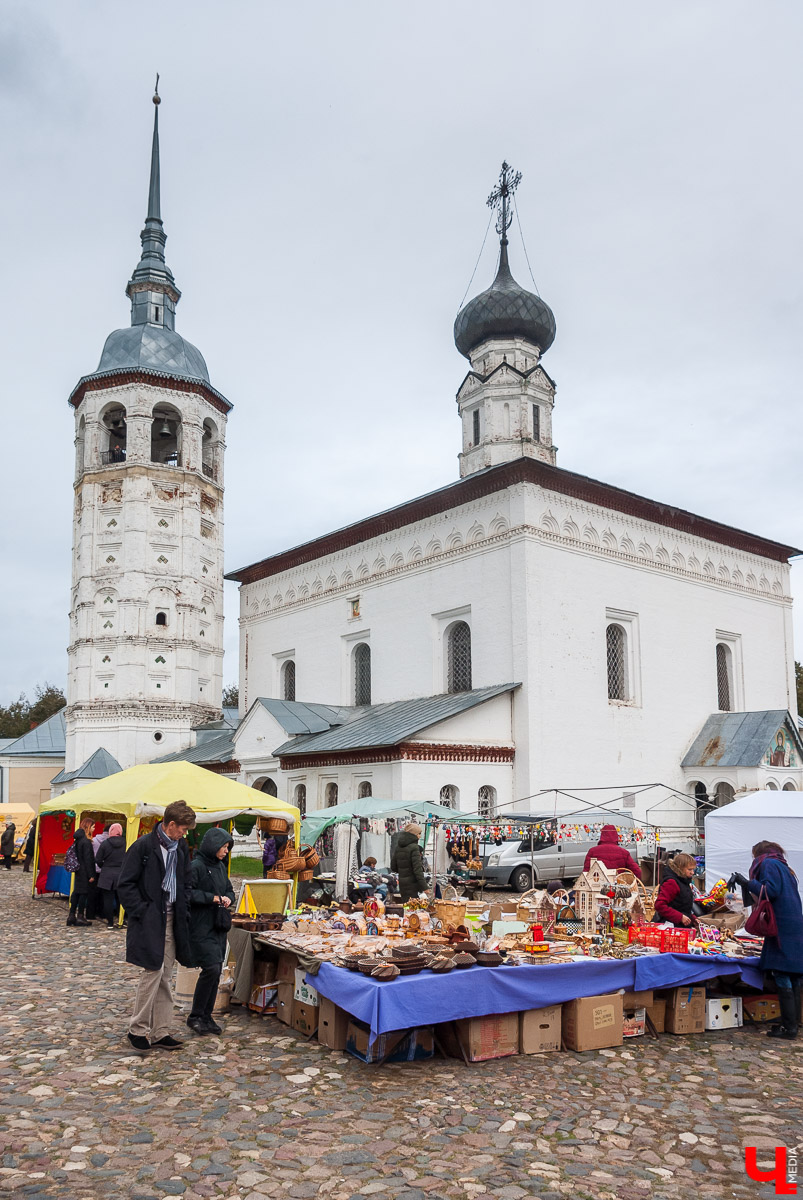 6 октября в Суздале прошла Традиционная Евфросиньевская ярмарка. Мероприятие собрало продавцов и производителей разных товаров из Суздаля и соседних городов