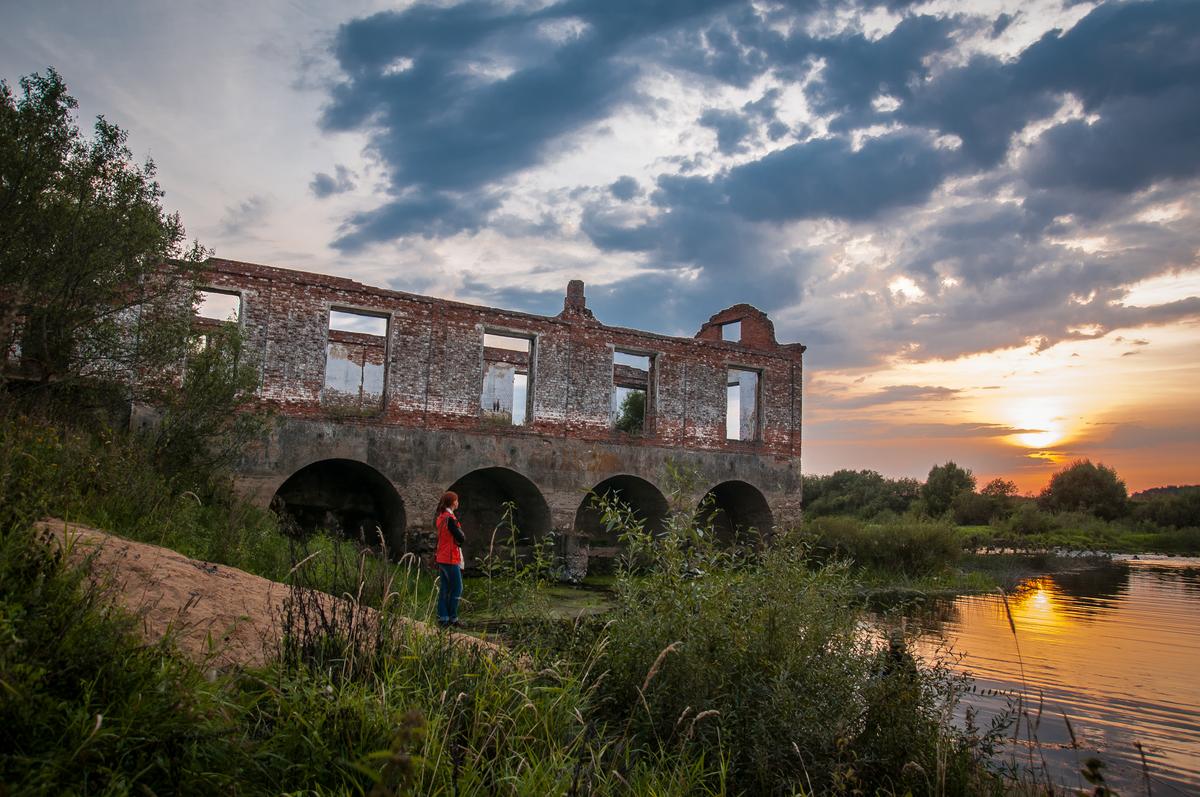 Развалины старой ГЭС в Заполицах