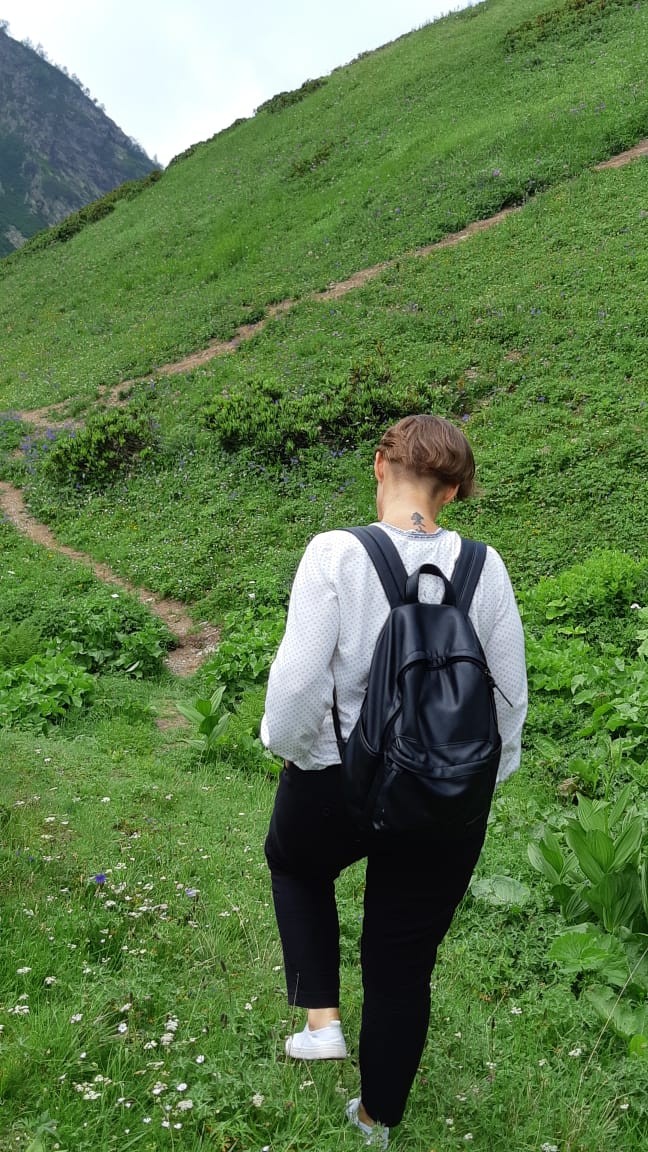 Массажист из Владимира Ольга Матвеева переехала в Сочи и рассказала, как это сказалось на её здоровье, нравится ли ей новое место жительства и чем там можно заняться в свободное время