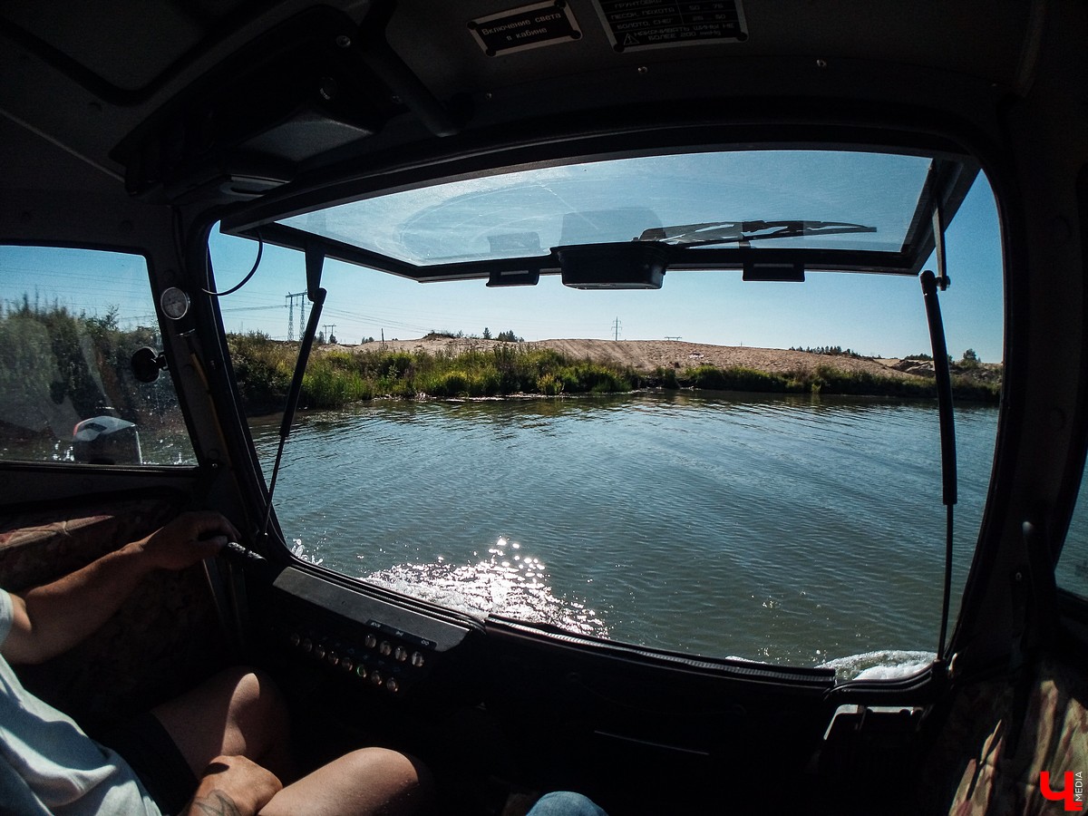 11 августа во Владимире прошел тест-драйв вездехода “Шерп”. Мы прокатились на борту и выяснили, на что способна отечественная техника