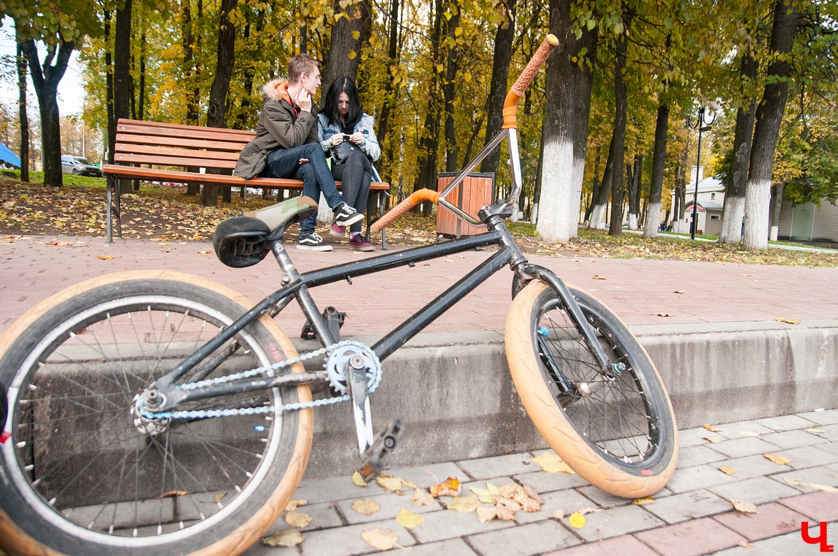 Трюки на велосипедах