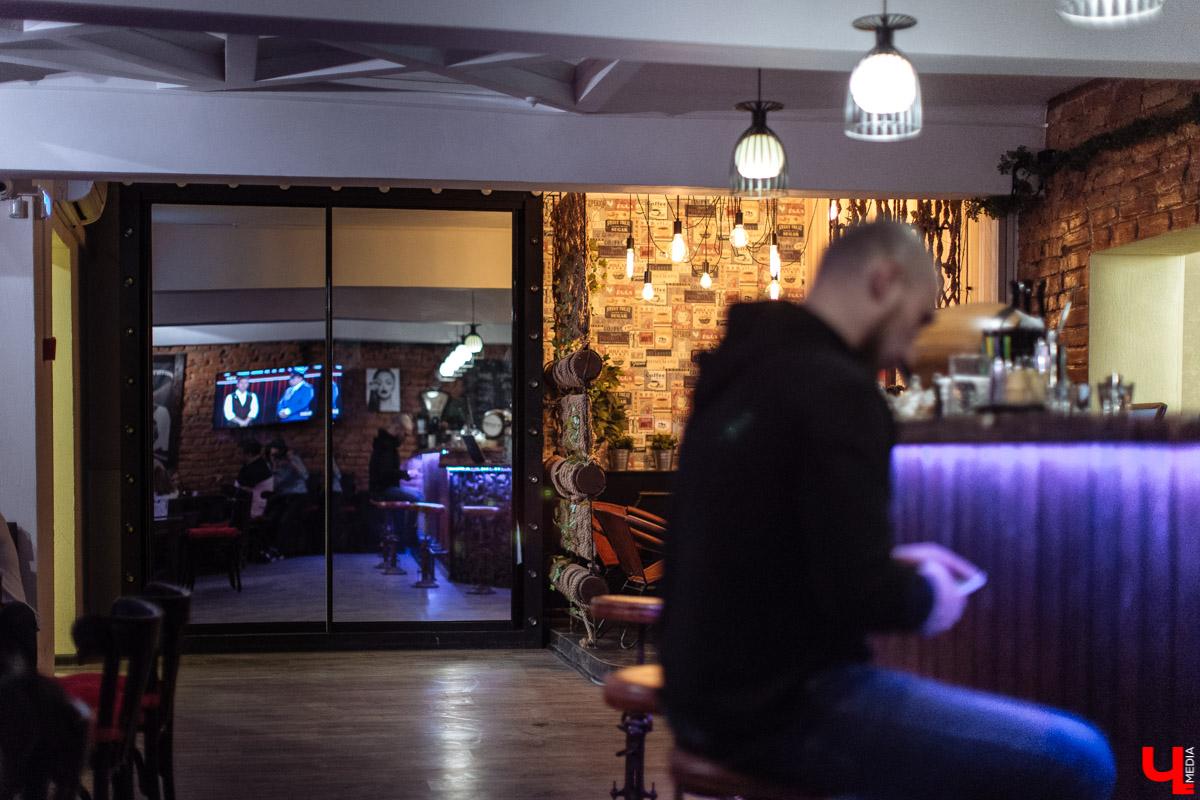 Инста-ужин в "Es. Co. Bar"