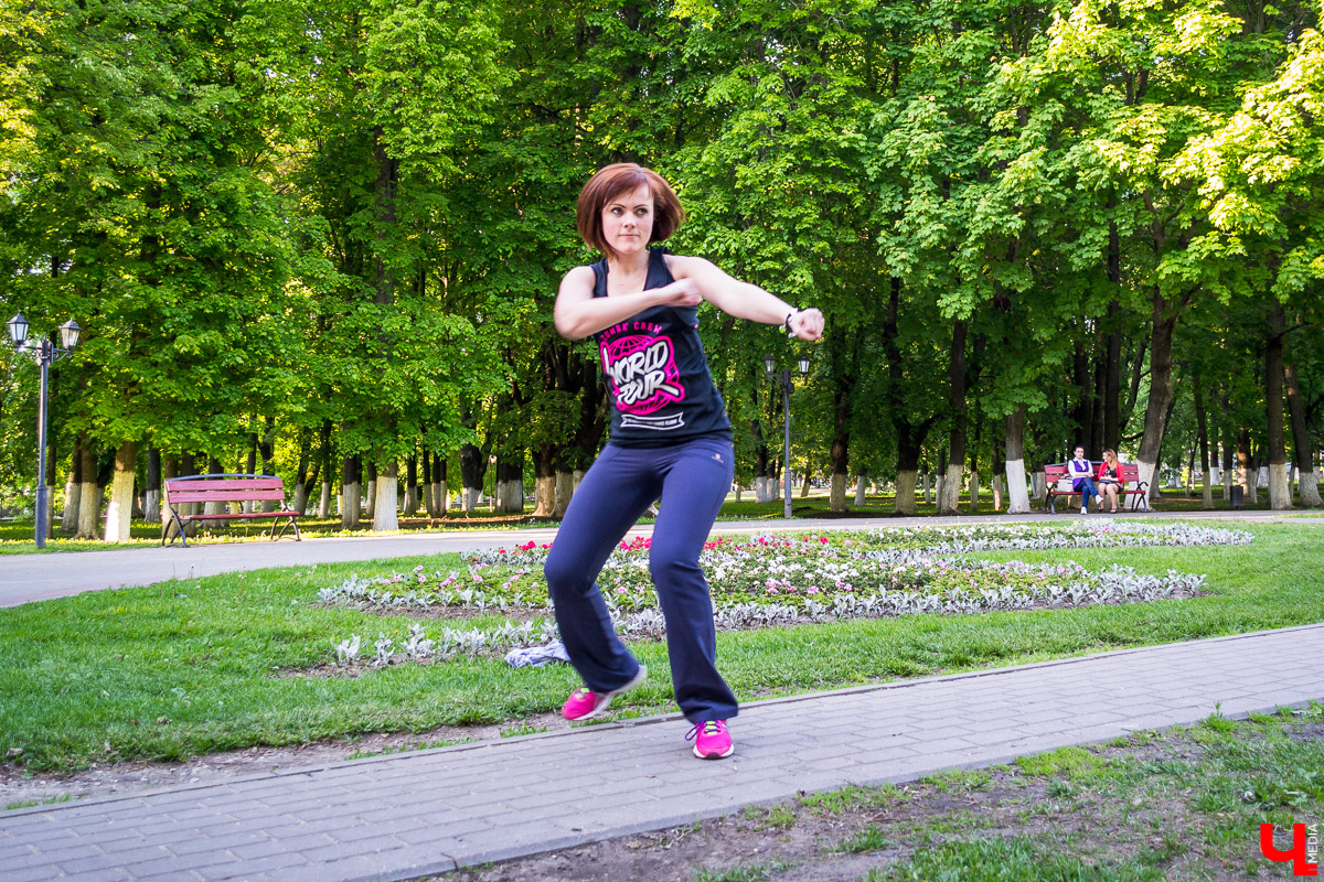 Зумба-фитнес в «Липках»: танцы на свежем воздухе