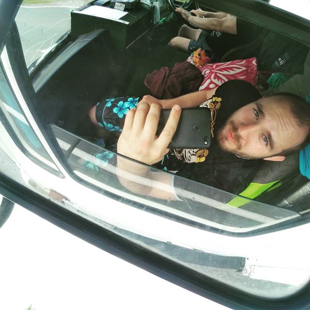 Владимирский тренер по боксу Даниил Крылов съездил автостопом на Алтай и рассказал о полученном опыте