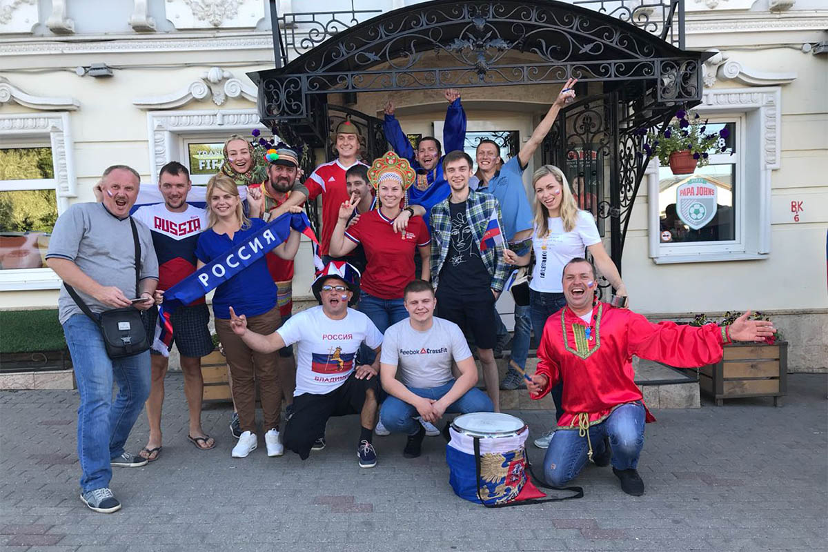 Директор владимирской спортшколы Владимир Исаев сделал прогноз о матче Россия - Хорватия в 1/4 ЧМ по футболу 2018. И рассказал, что владимирские футболисты-юниоры уже готовятся выступить на ЧМ-2022