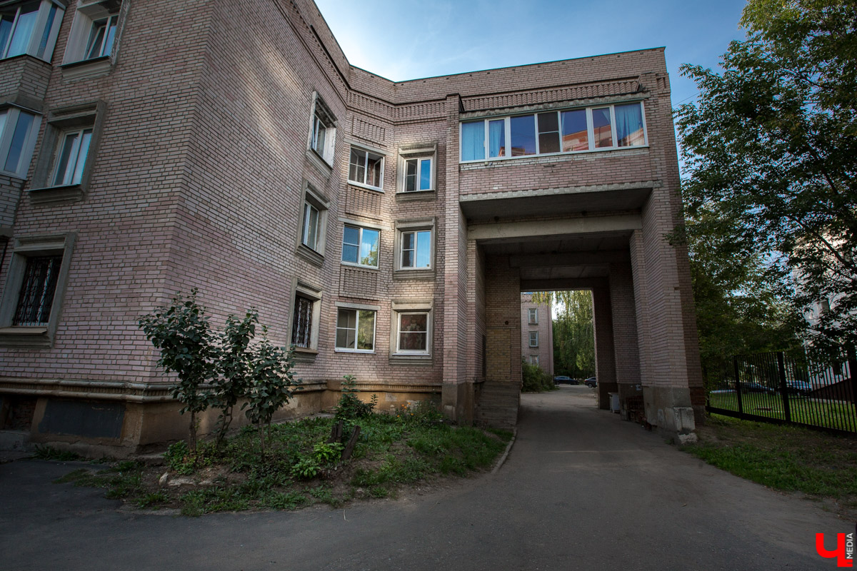 Прогулка по улице Растопчина с владимирцем Евгением Хроминым. История района, воспоминания из детства и культовые места