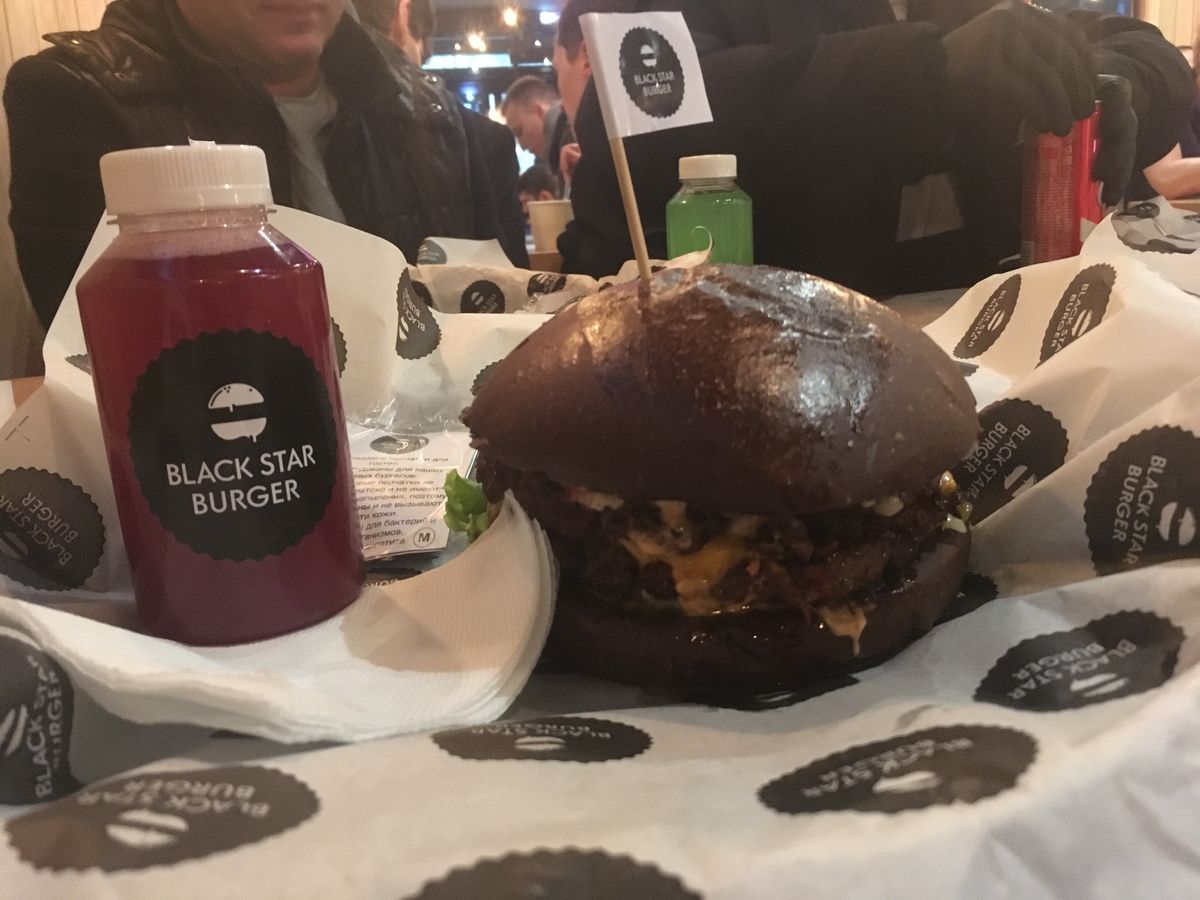 Пробуем на вкус бургеры от Тимати