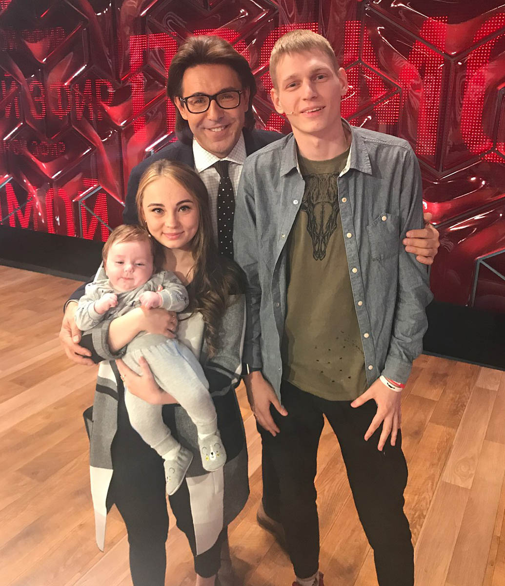 Кирилл Меньшиков в программе “Прямой эфир”