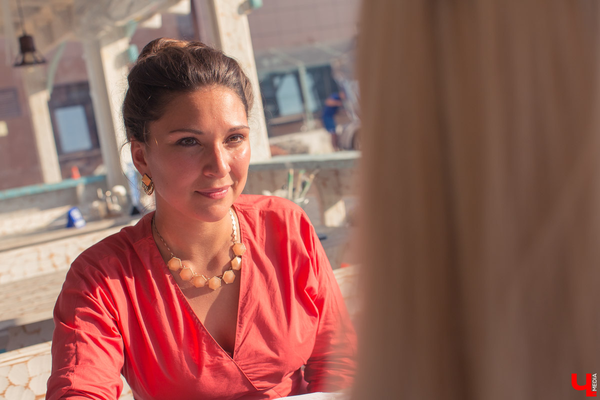 Владимирский дизайнер создает линию купальников для всей семьи “Mirobella”