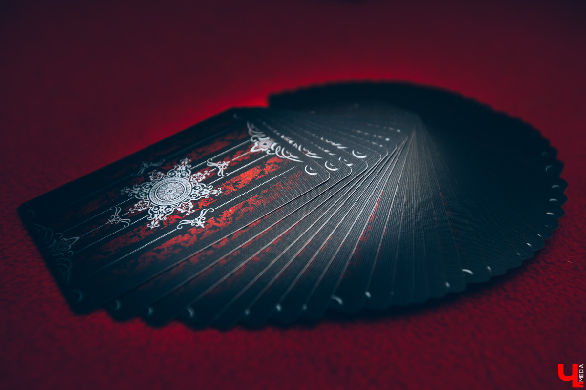 Коллекция карт Максима Чернышова