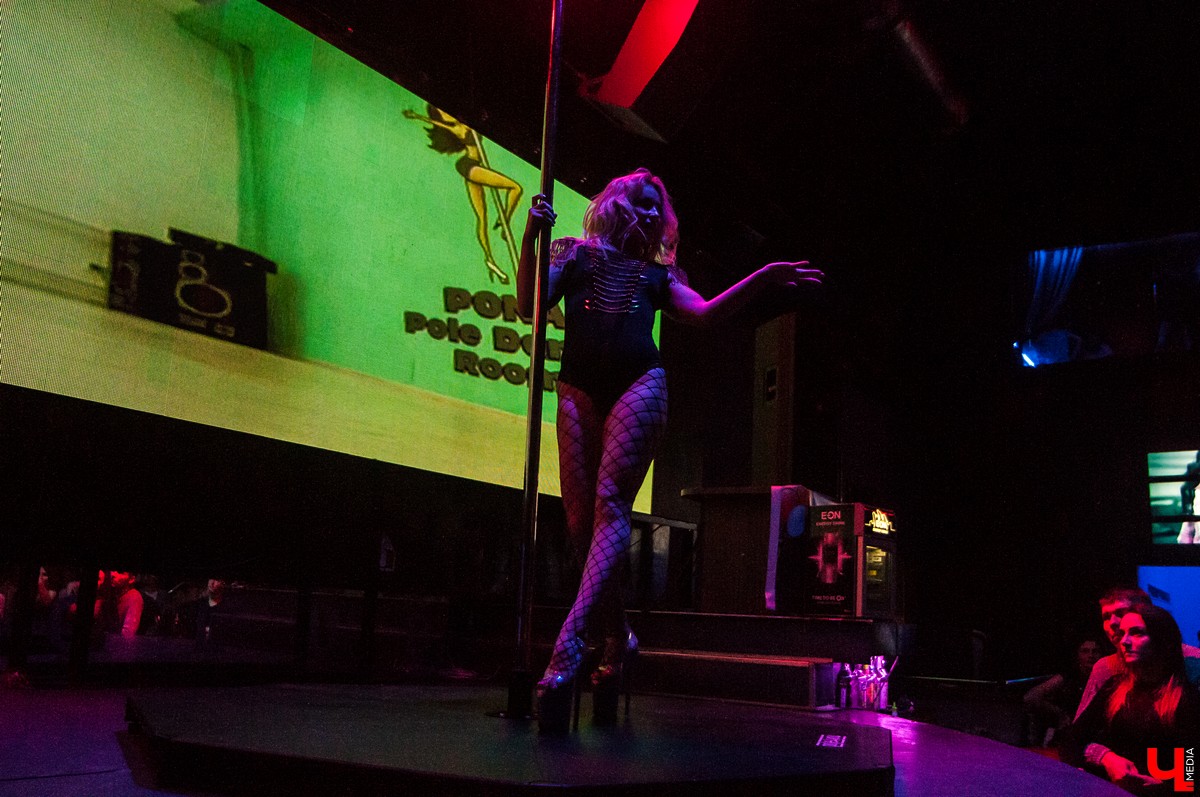 28 сентября во Владимире прошел чемпионат по Pole dance 2018. Победительницей стала Анастасия Маврина