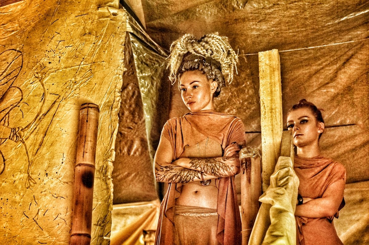 Владимирец Кирилл Николаенко уже 15 лет увлечен ролевыми играми. Что это такое? Чем интересно такое хобби? Насколько затратно? Обо всем этом наш земляк рассказал во время интервью