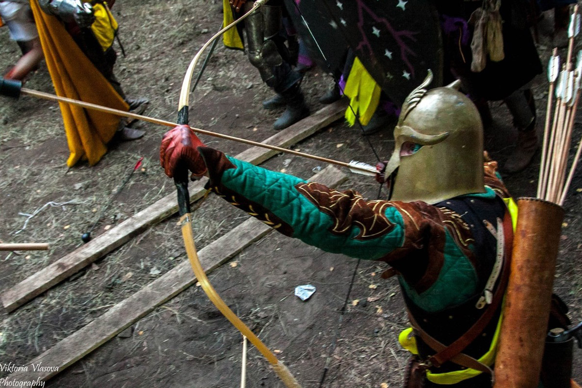 Владимирец Кирилл Николаенко уже 15 лет увлечен ролевыми играми. Что это такое? Чем интересно такое хобби? Насколько затратно? Обо всем этом наш земляк рассказал во время интервью