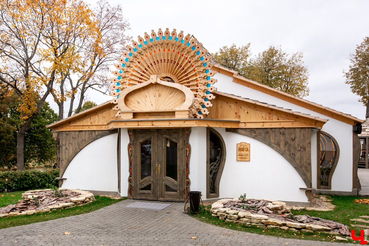 Новый ресторан «Лепота» с самой большой жаровней в Суздале жарит, парит и коптит все виды мяса