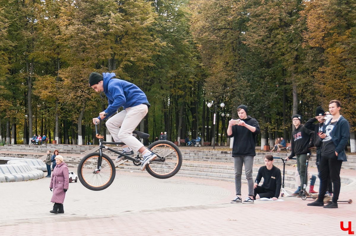 Трюки на велосипедах