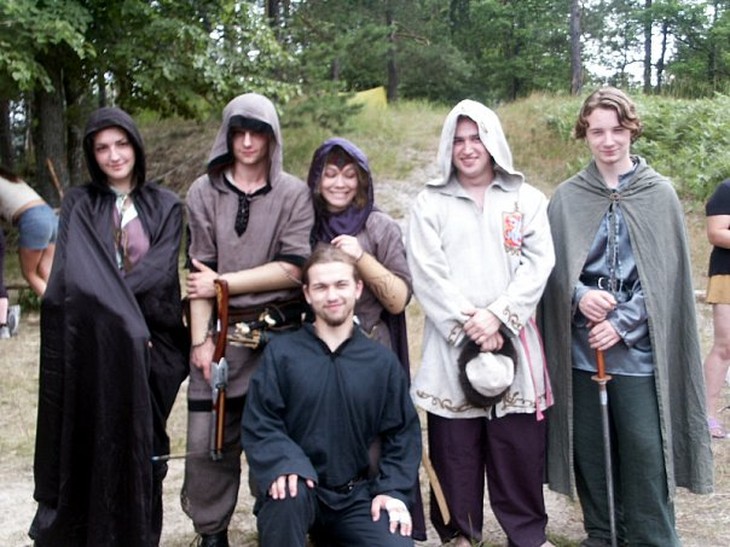 Владимирец Кирилл Николаенко уже 15 лет увлечен ролевыми играми. Что это такое? Чем интересно такое хобби? Насколько затратно? Обо всем этом наш земляк рассказал во время интервью