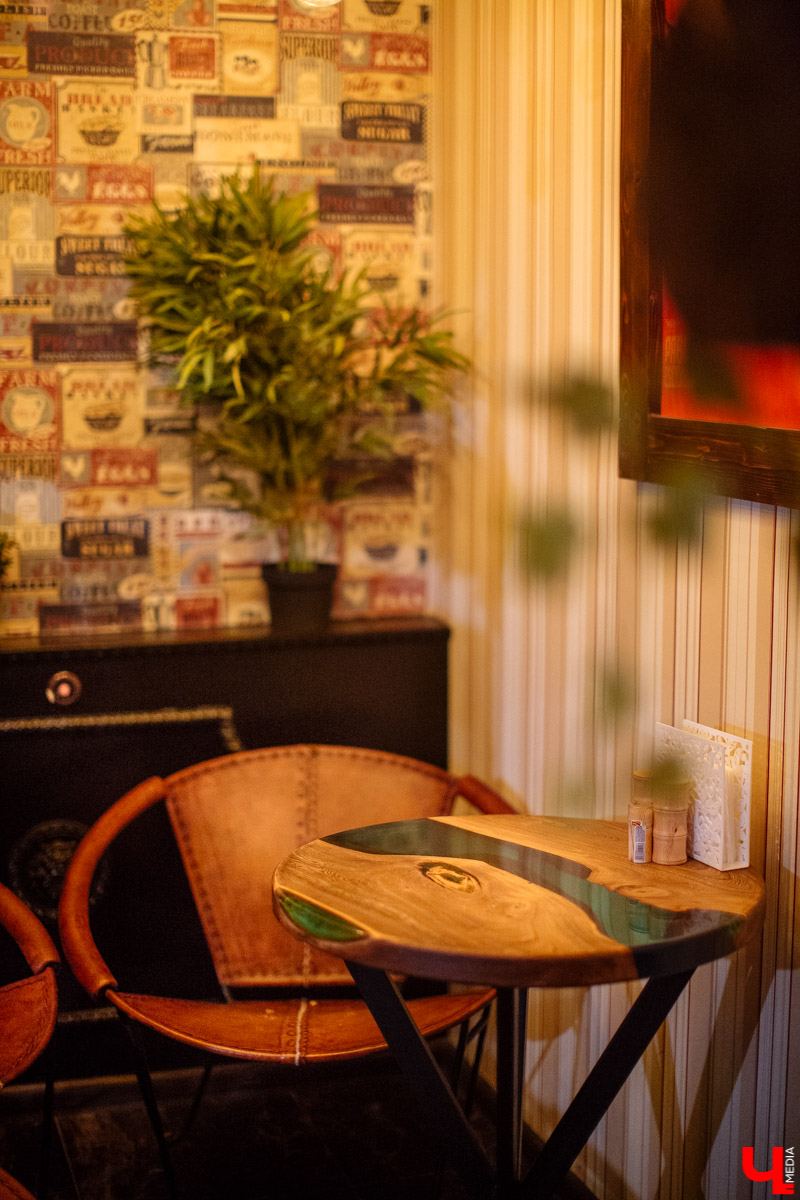 Инста-ужин в "Es. Co. Bar"