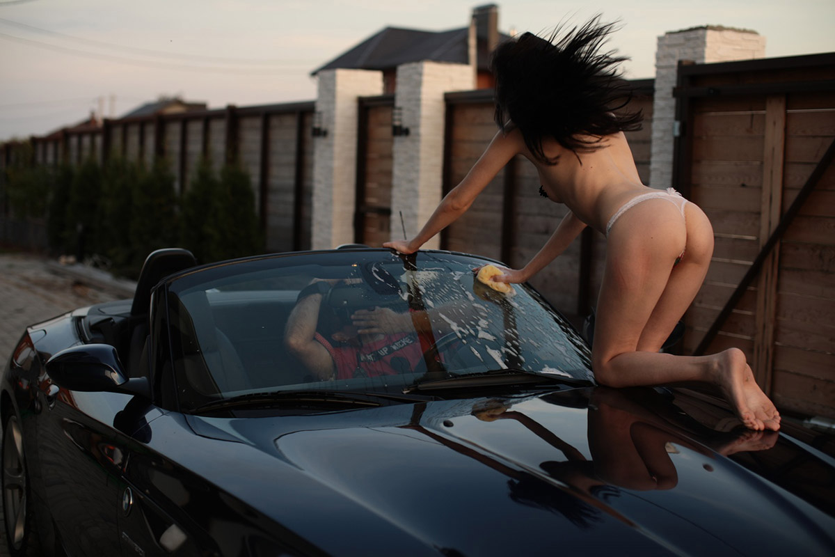 Фотограф Вячеслав Холодилов рассказывает как прошла ню-фотосессия для календаря “Ключ-Медиа” и почему не все они попадут в итоговый проект